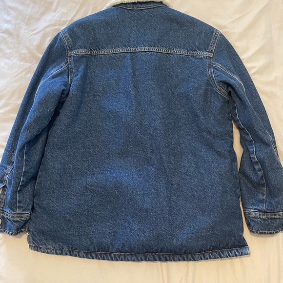 Old Navy Sherpa Lined Jean Jacket - Picture 3 of 5